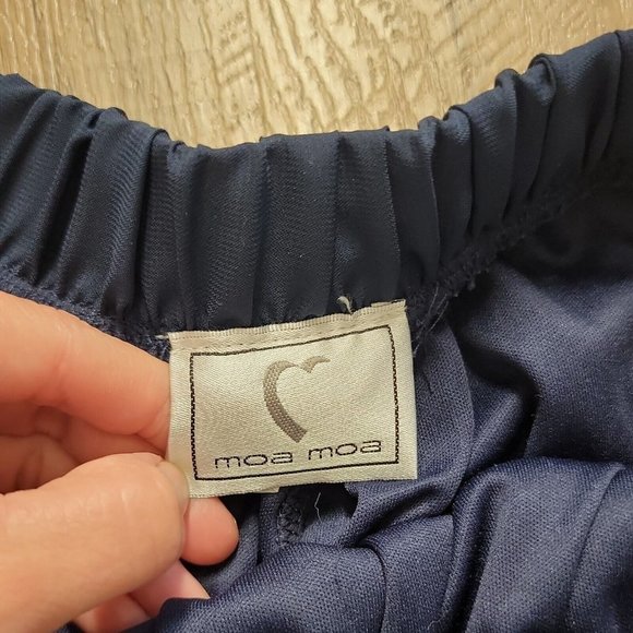 Moa Moa Super Cute Pull On Short Skirt ~ Sz M ~ Dark Blue ~ Elastic Waist - Picture 3 of 4